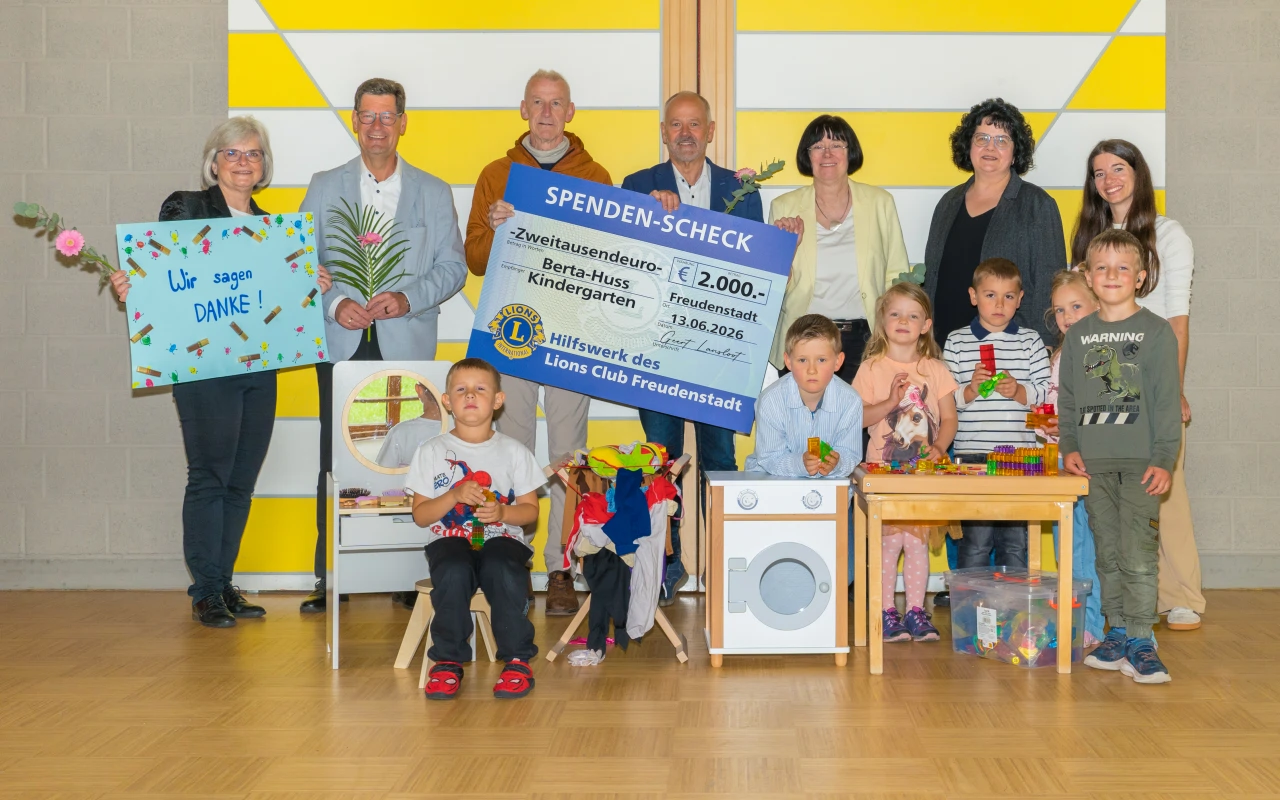 Lions spenden 2.000 Euro an den Berta-Huss-Kindergarten